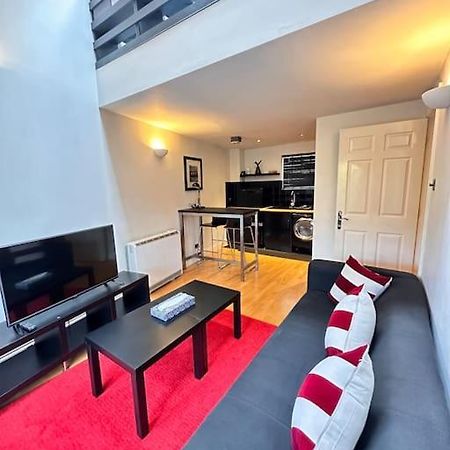 Kay Star Living Apartment Бирмингам Екстериор снимка